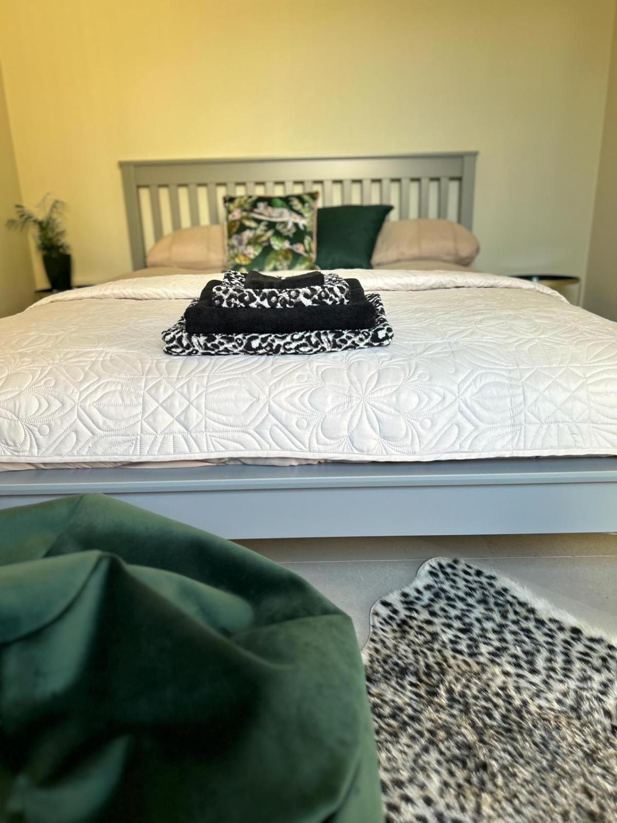 فيلا White Oaks Sussex Twineham المظهر الخارجي الصورة